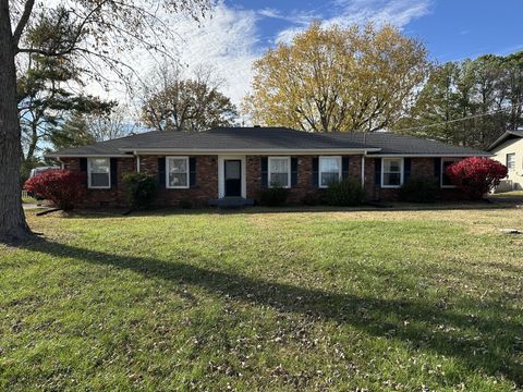 105 Gatire Dr Hendersonville TN 37075