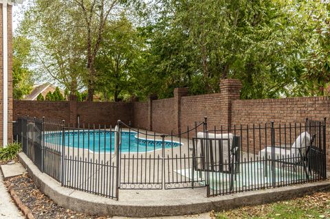 135 N Country Club Dr Hendersonville TN 37075