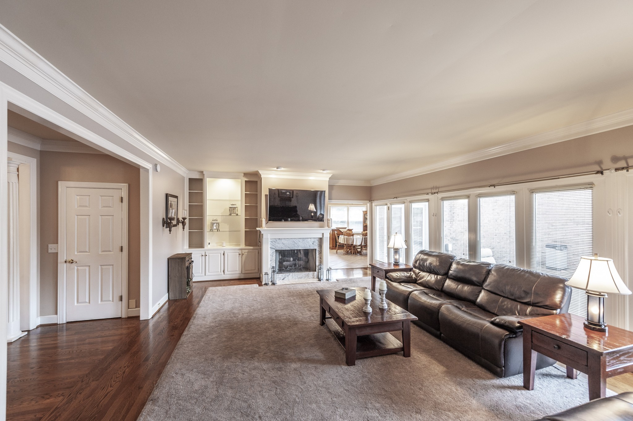 135 N Country Club Dr