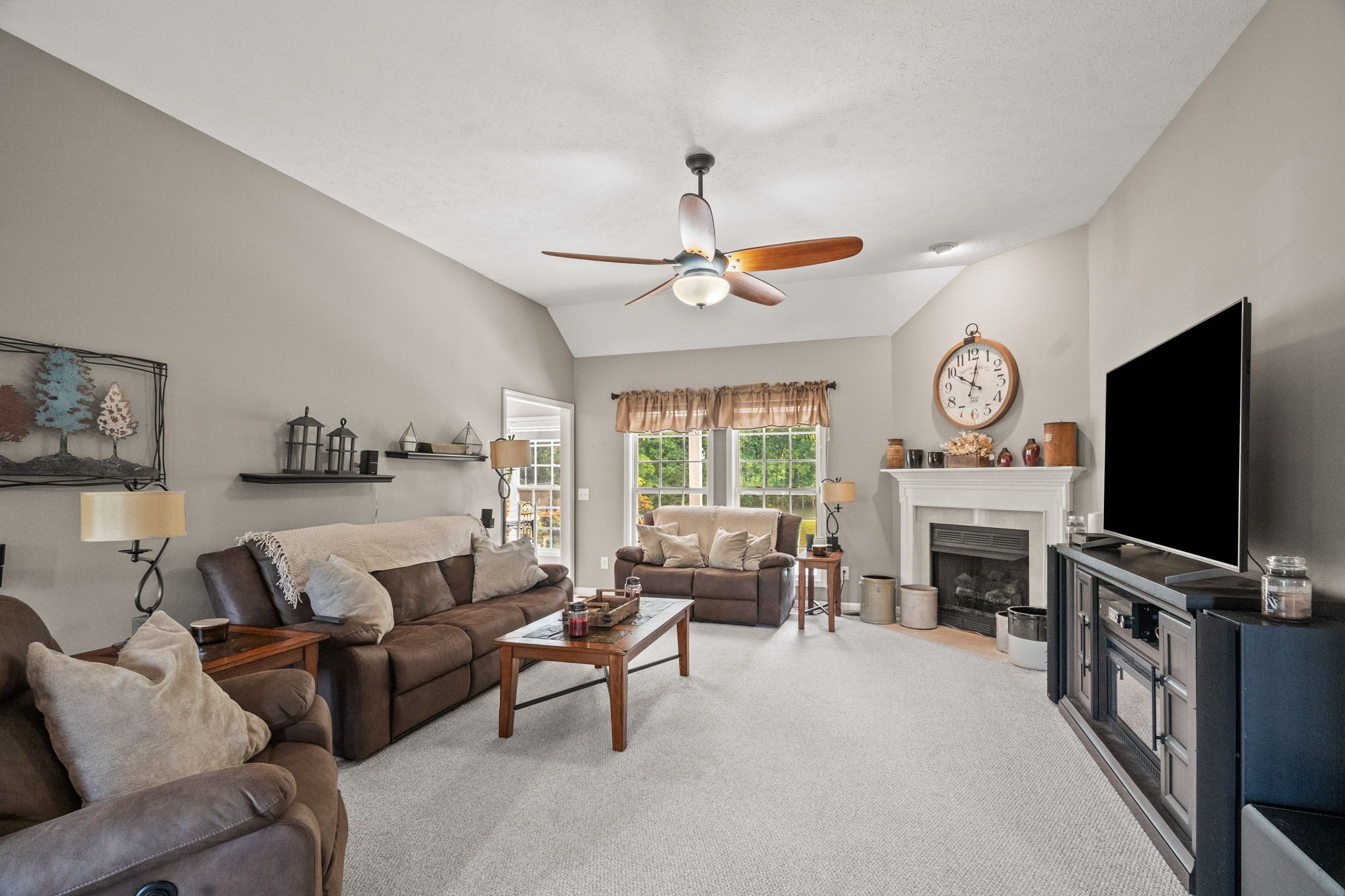 1051 Jacobs Valley Rd