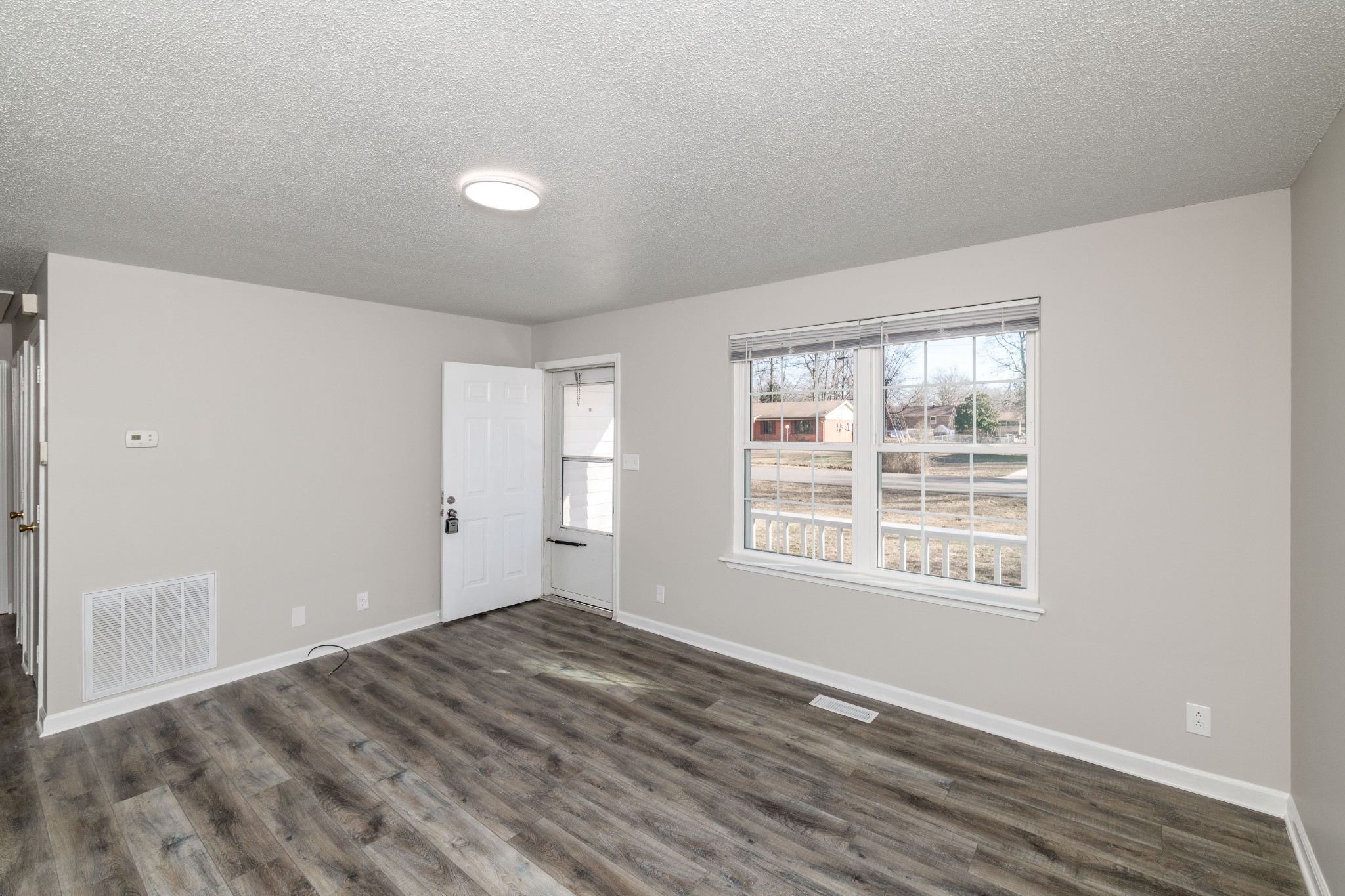 410 Roselawn Dr