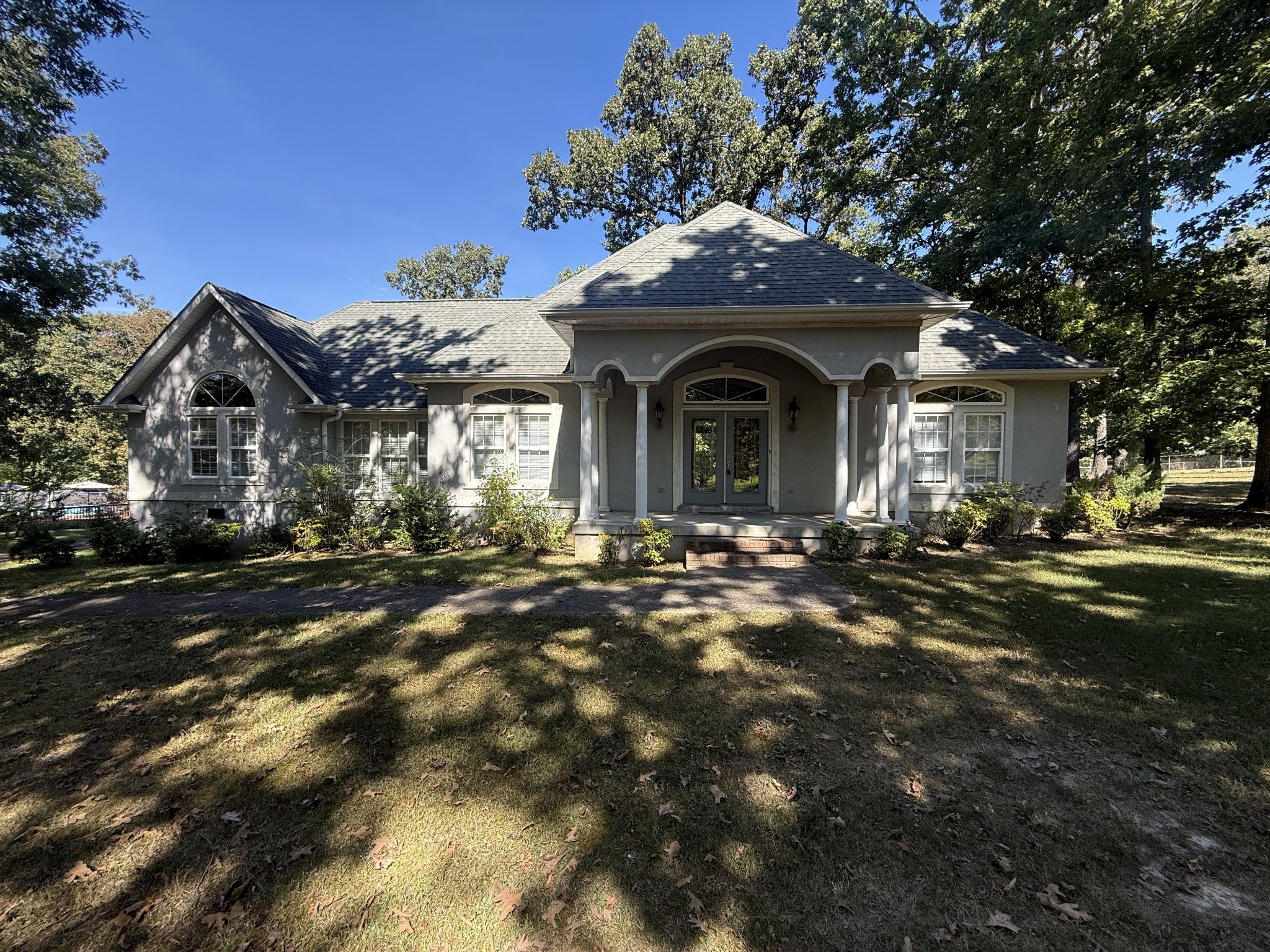 1313 Asbury Dr