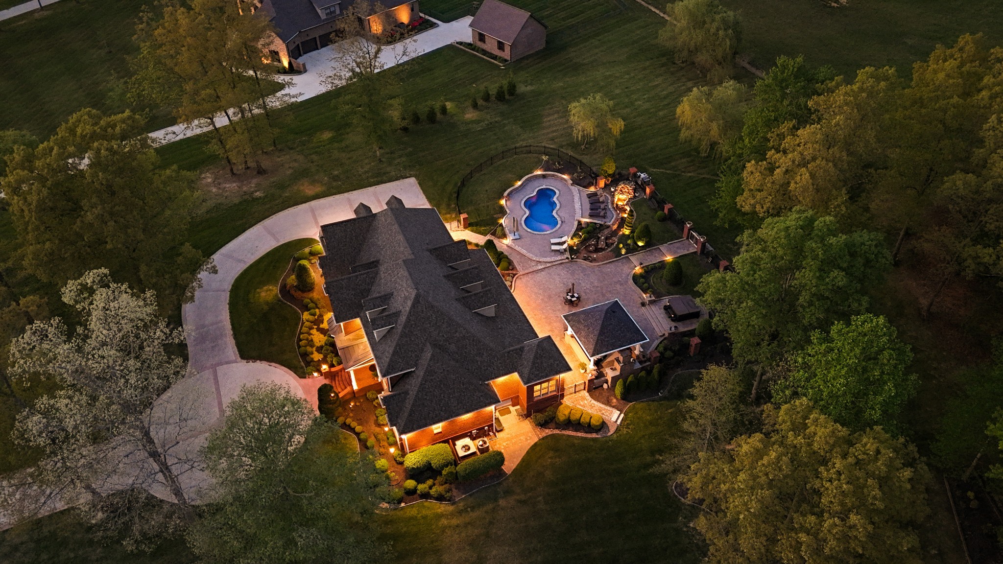 446 Waterford Dr