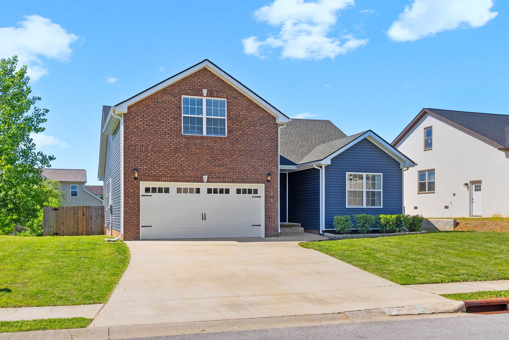 1028 Charles Thomas Dr