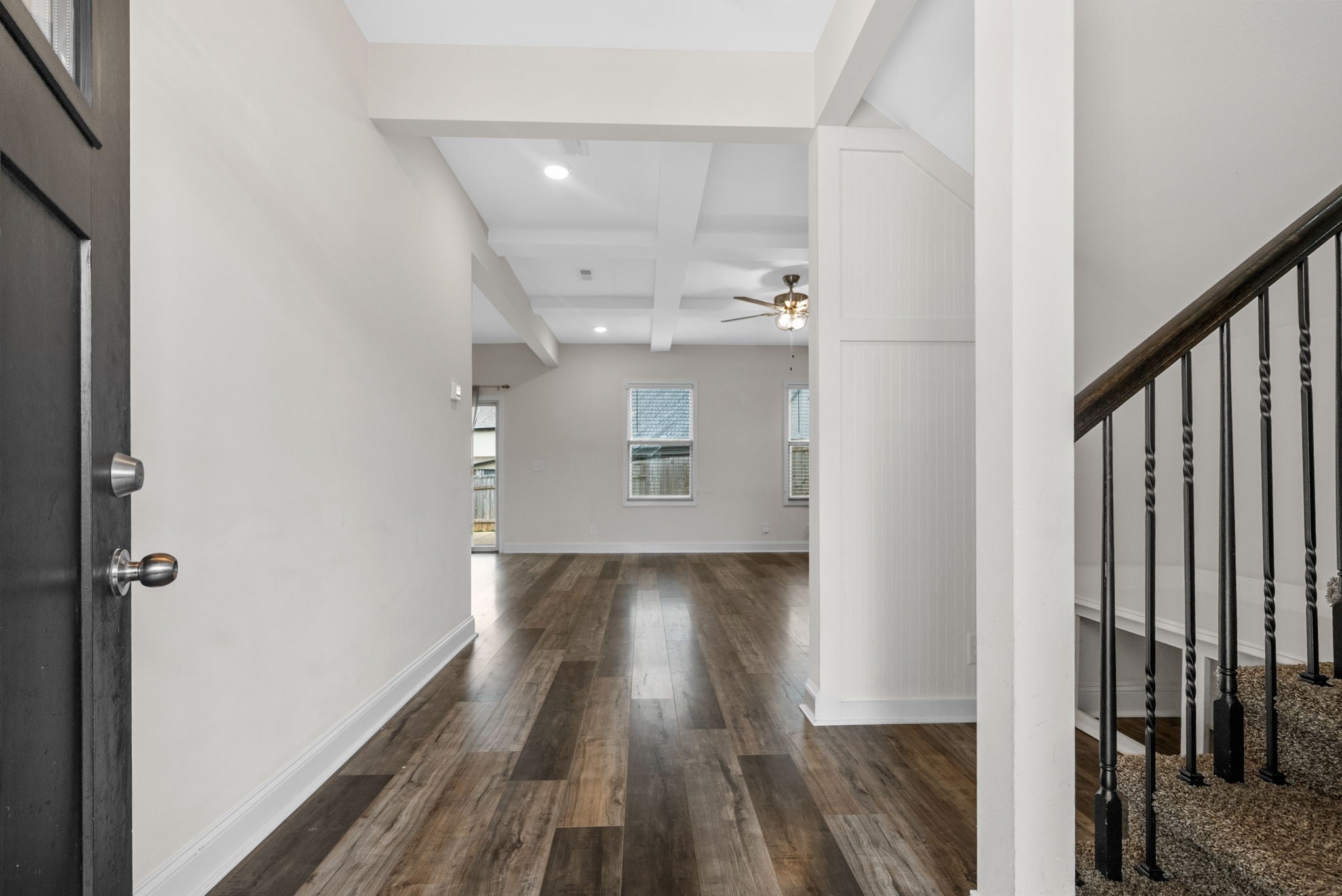 307 Lugano Ln