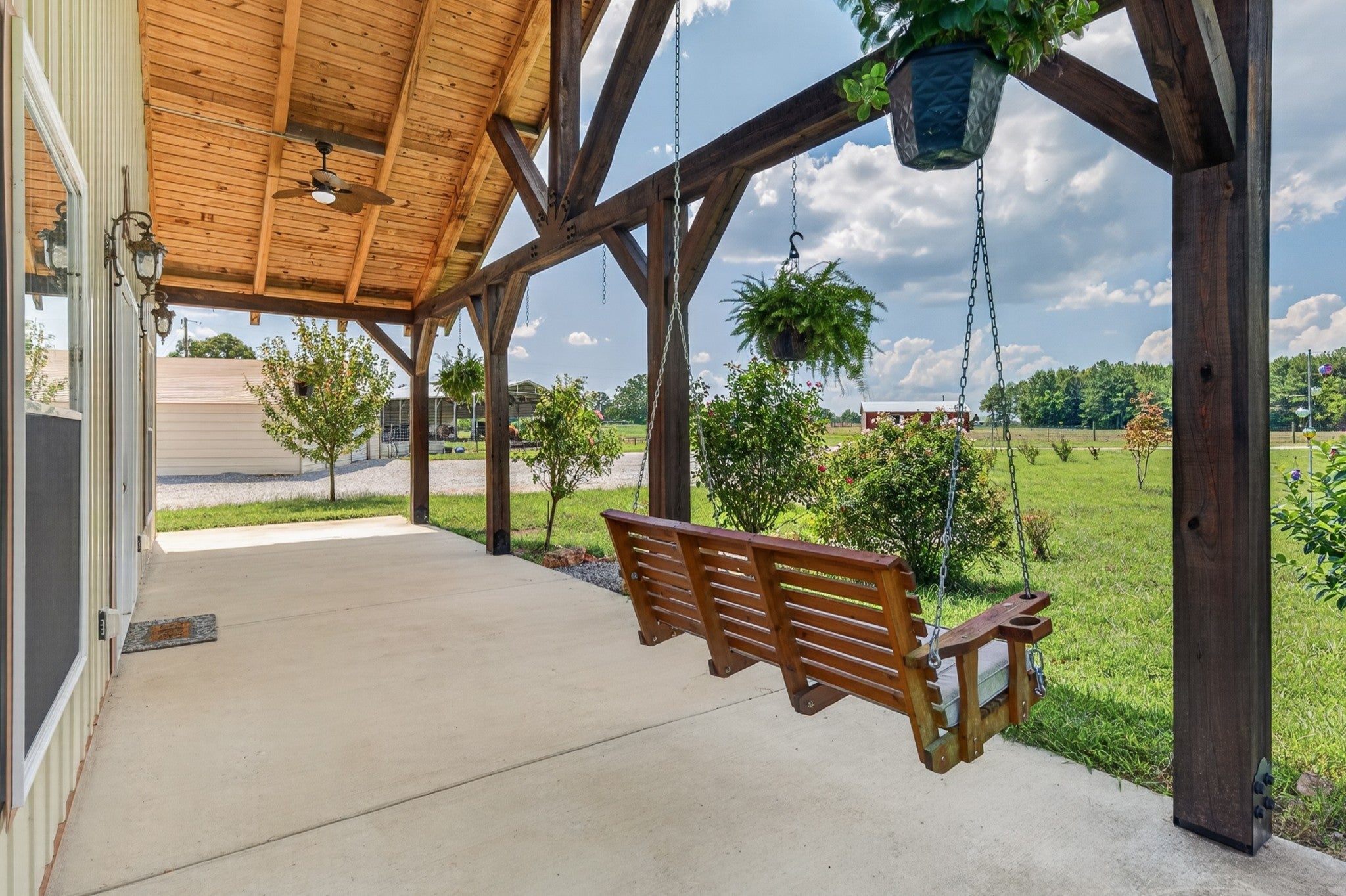 1221 Johnson Branch Rd