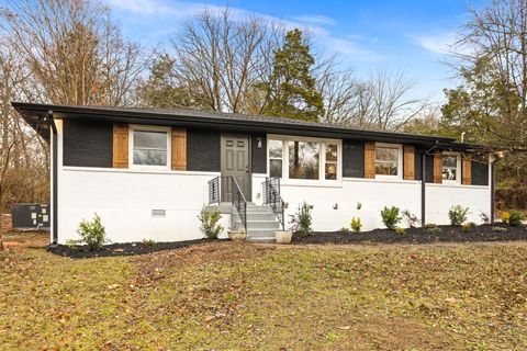 306 Kemper Dr S Madison TN 37115