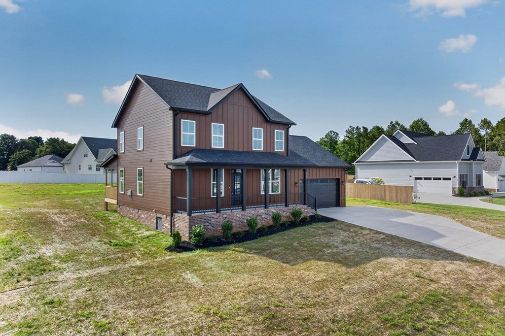 4585 Kate Cir