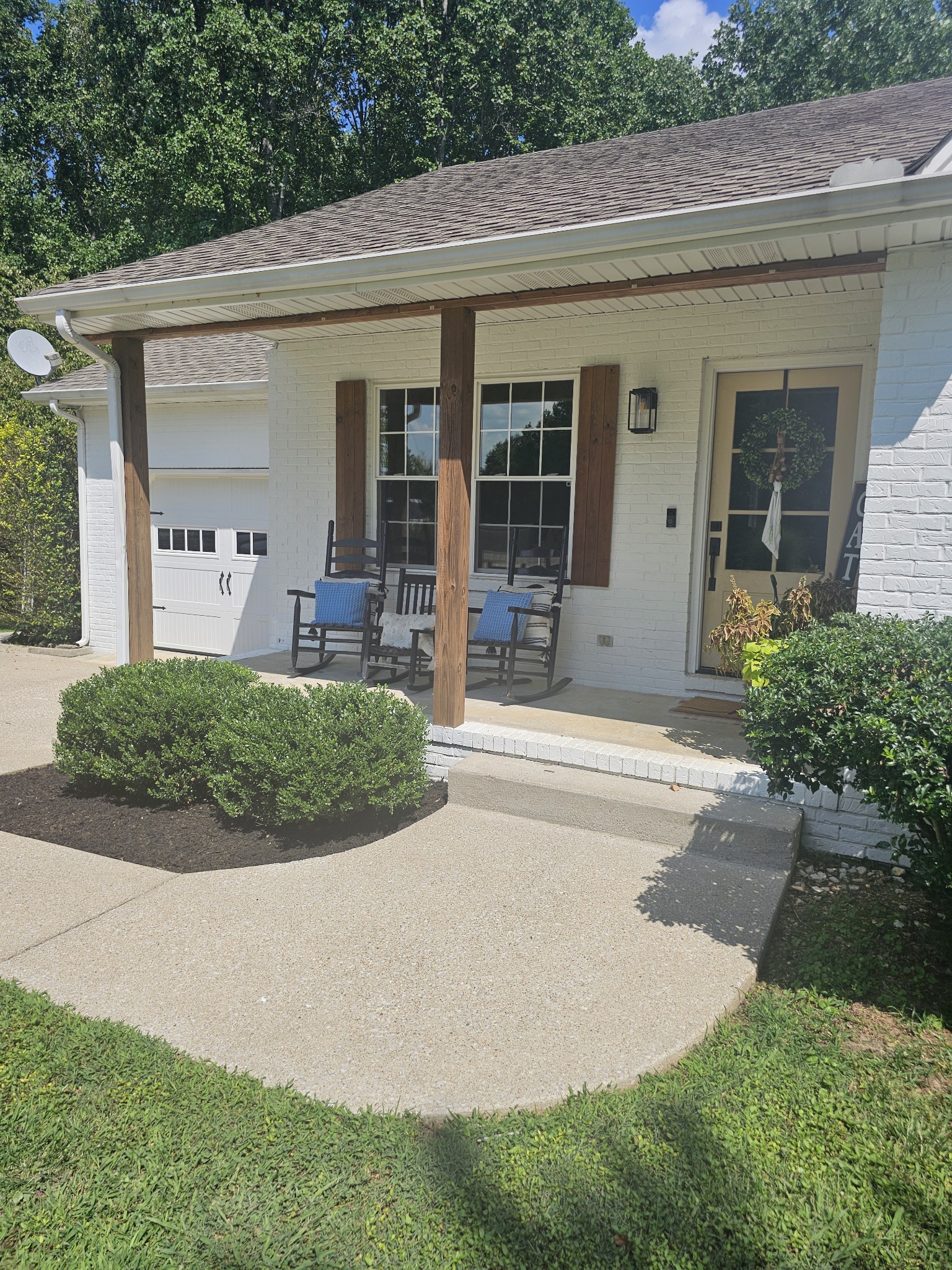 580 Fox Run Ln