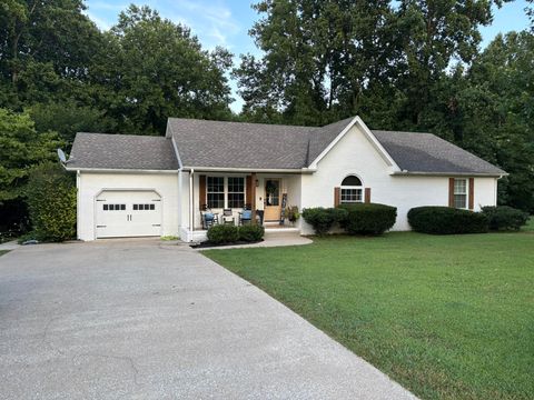580 Fox Run Ln Lafayette TN 37083