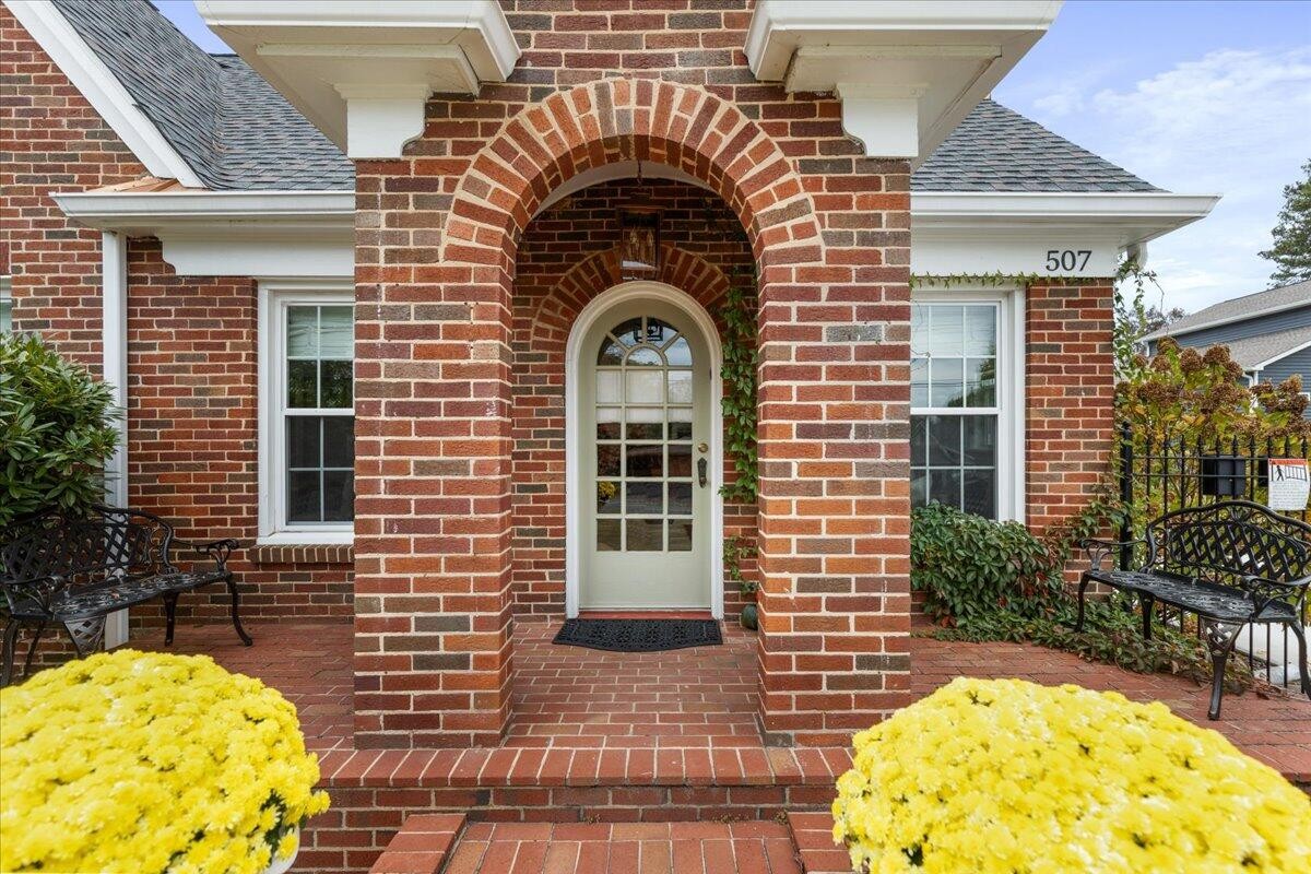 507 Georgetown Road NW