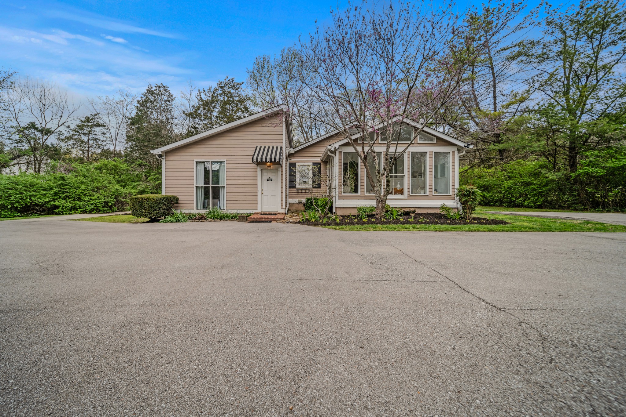 1307 Old Hickory Blvd