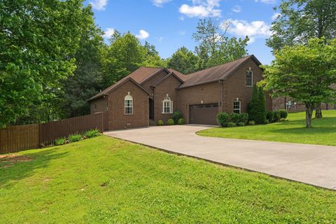 3006 Gracie Ann Dr Greenbrier TN 37073