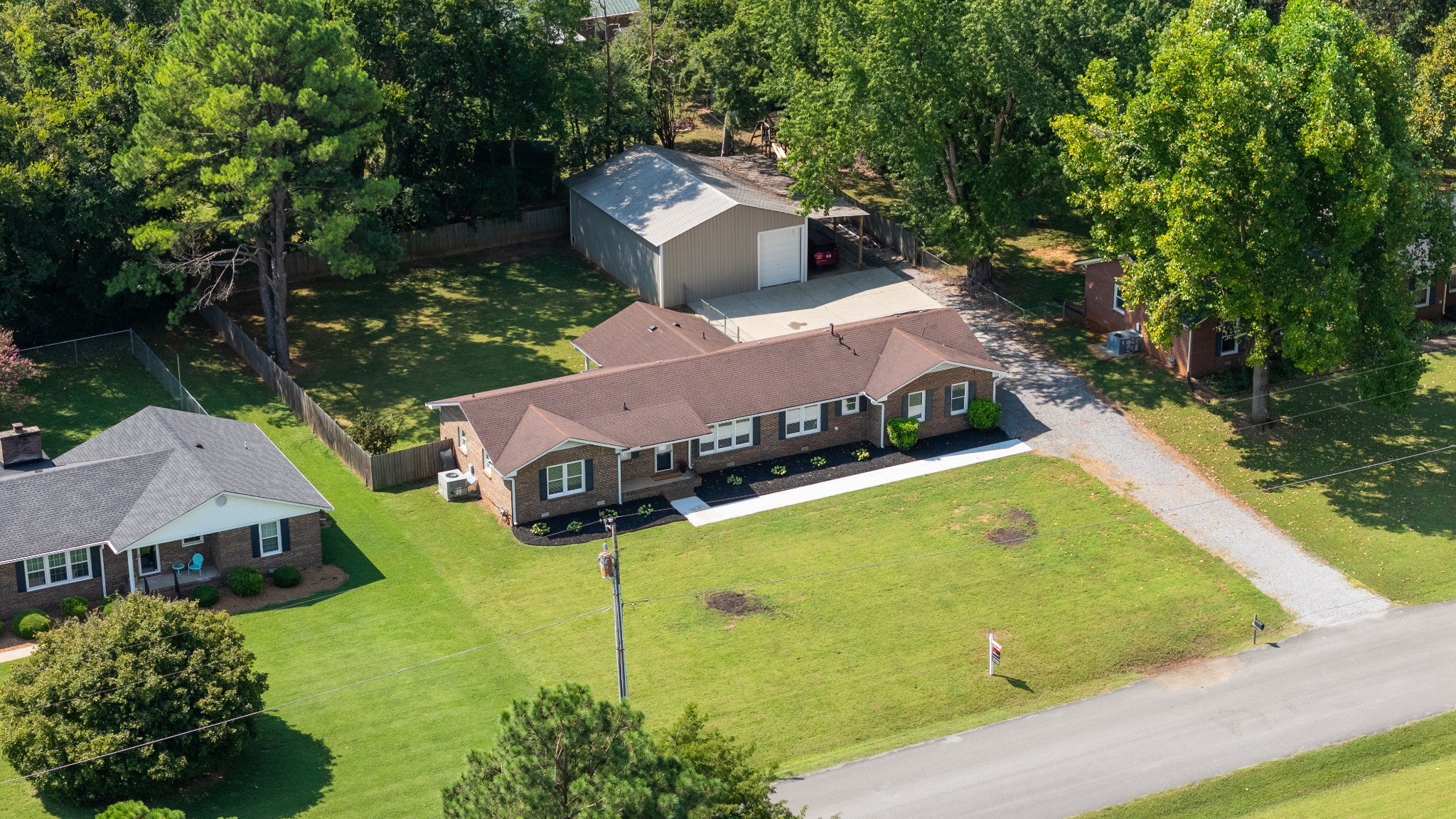 2353 Braxton Bragg Dr