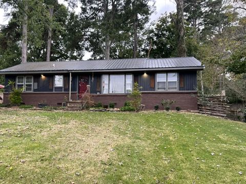 913 1st Ave Tullahoma TN 37388