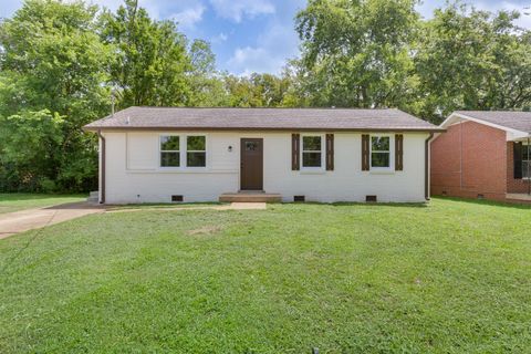 3153 Gwynnwood Dr Nashville TN 37207