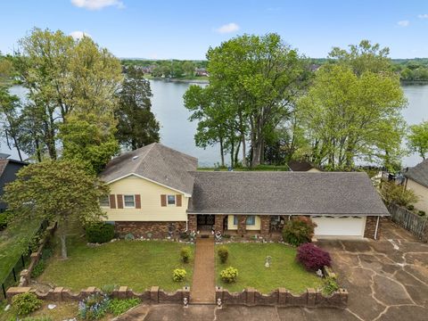 1451 Dickerson Bay Dr Gallatin TN 37066