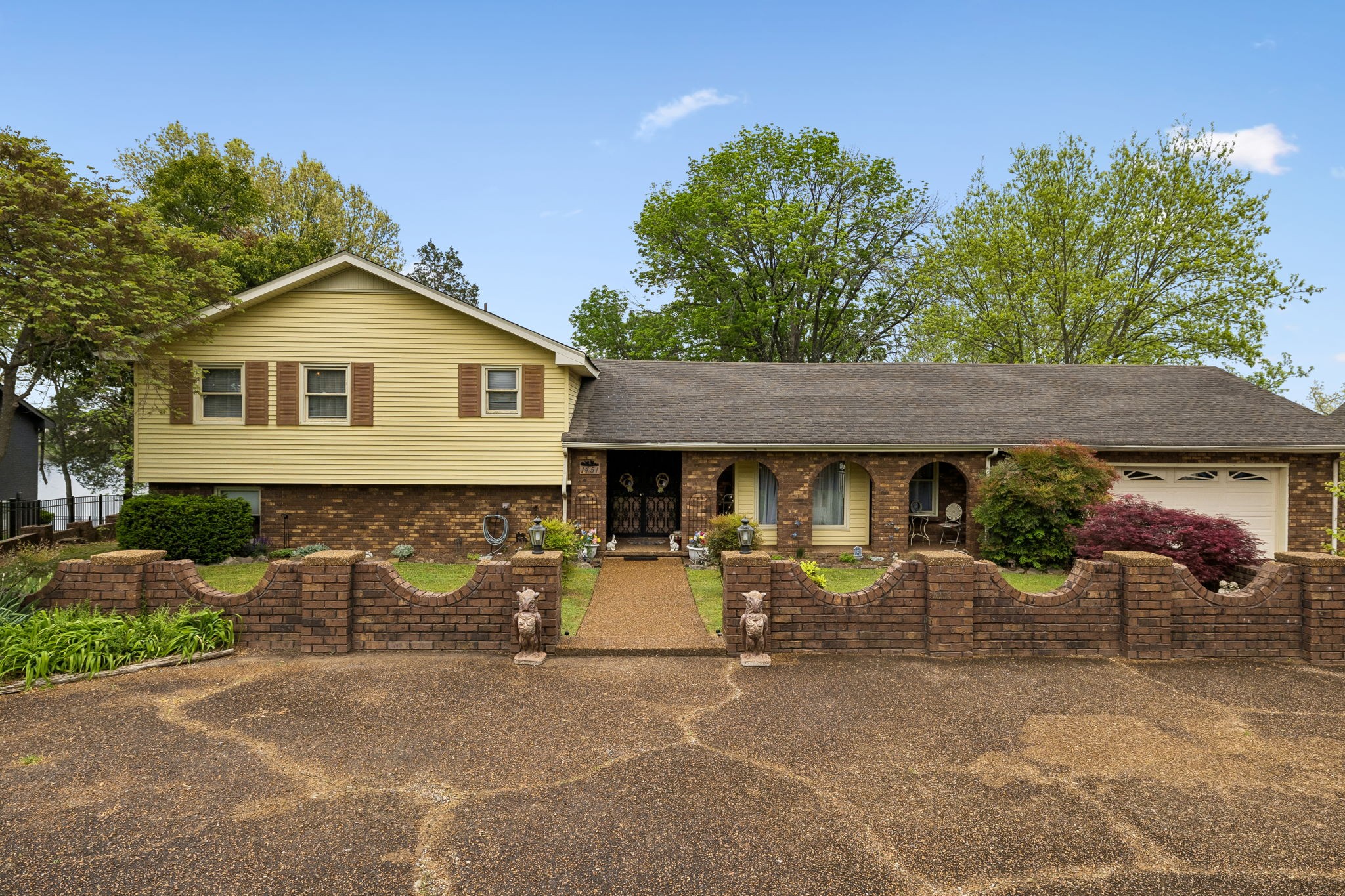 1451 Dickerson Bay Dr