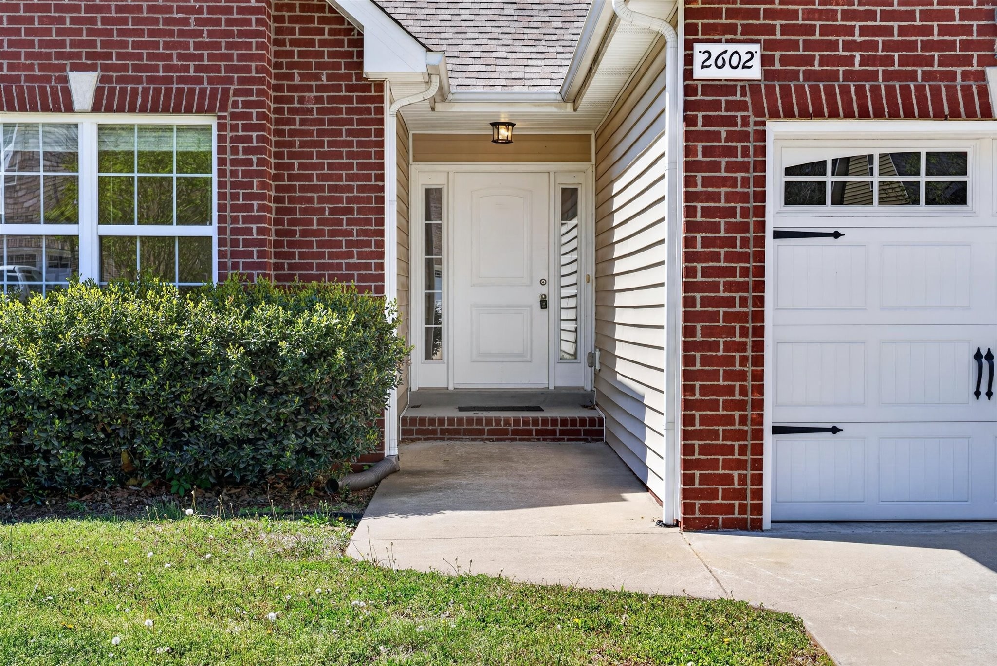 2602 Alex Overlook Way