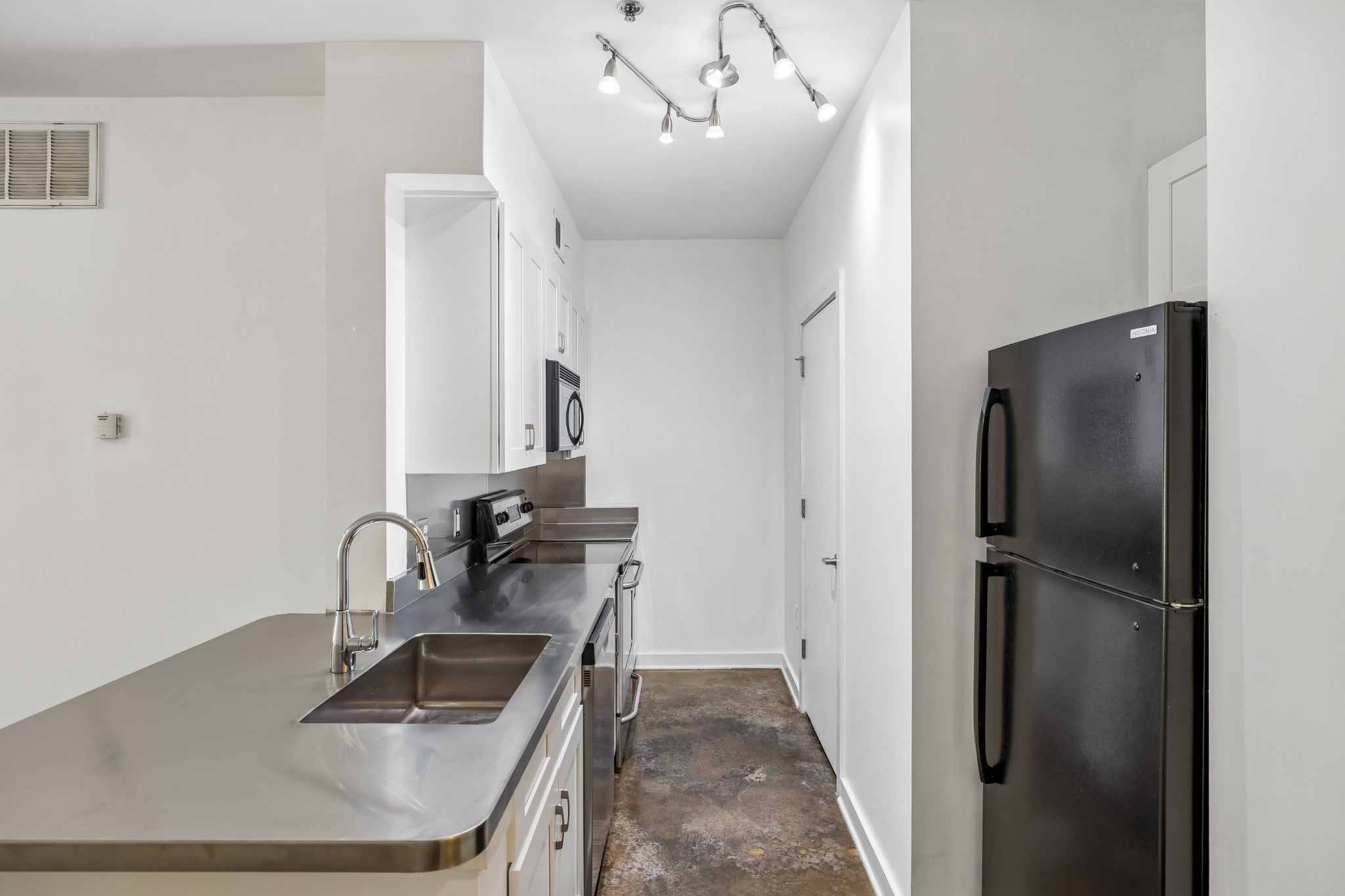 1-bed condo for sale in Nashville, TN 37203, 1803 Broadway 318 1803 Broadway 318, Nashville TN 37203 1-bed condo, photo 4 of 22