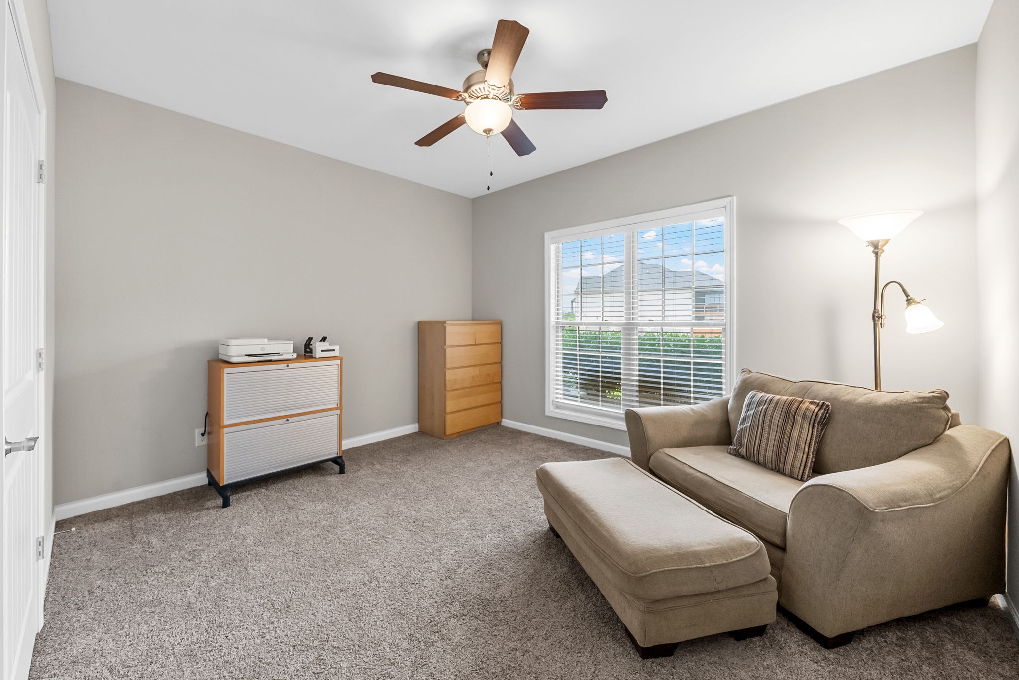 Clarksville, Tennessee 37043, United States, 3 Bedrooms Bedrooms, ,2 BathroomsBathrooms,Residential,Pending,183072