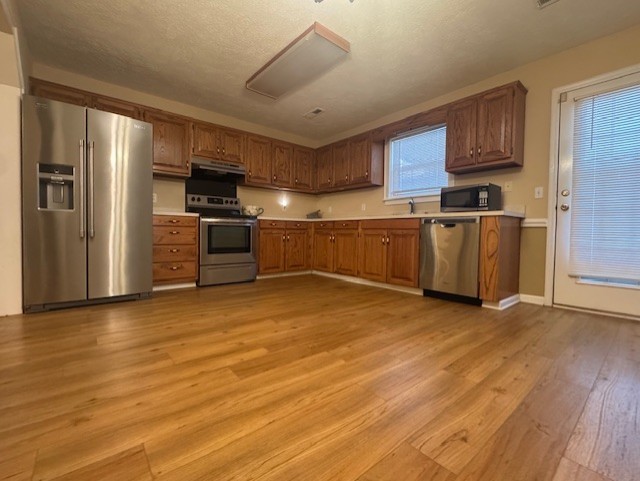 1128 Horse Mountain Rd H