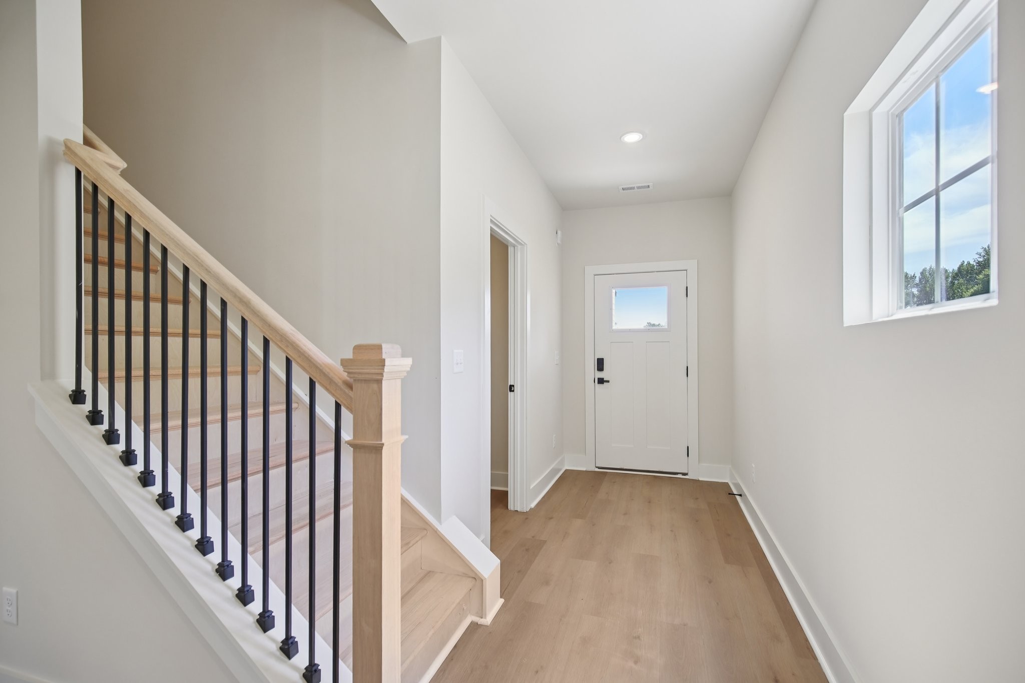 1026 Stagecoach Dr