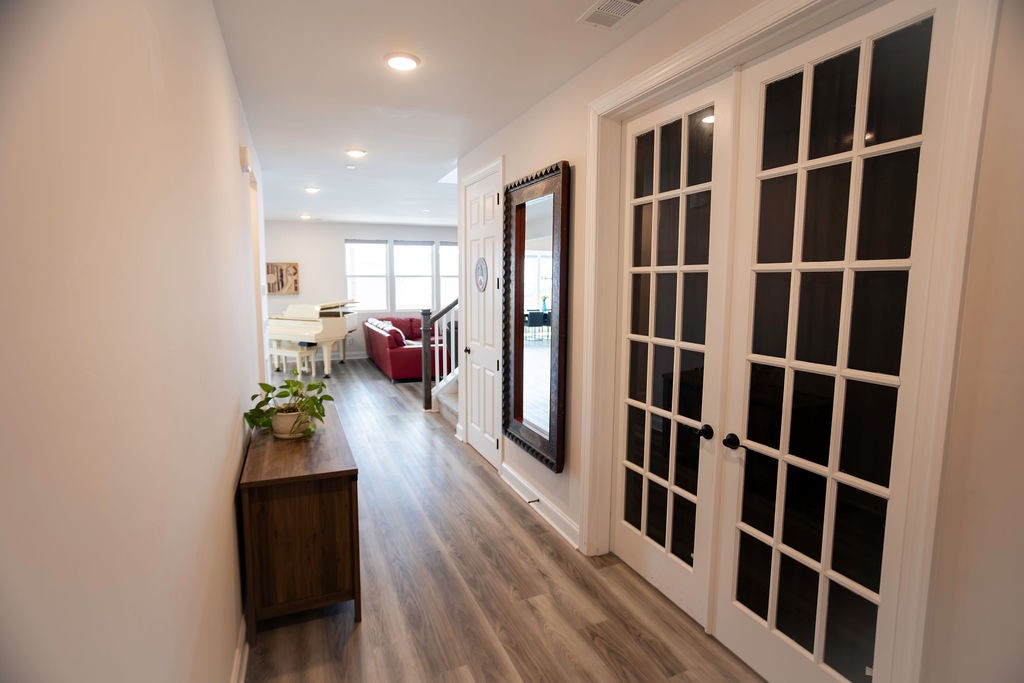 Columbia, Tennessee 38401, United States, 5 Bedrooms Bedrooms, ,4 BathroomsBathrooms,Residential,Active,177840