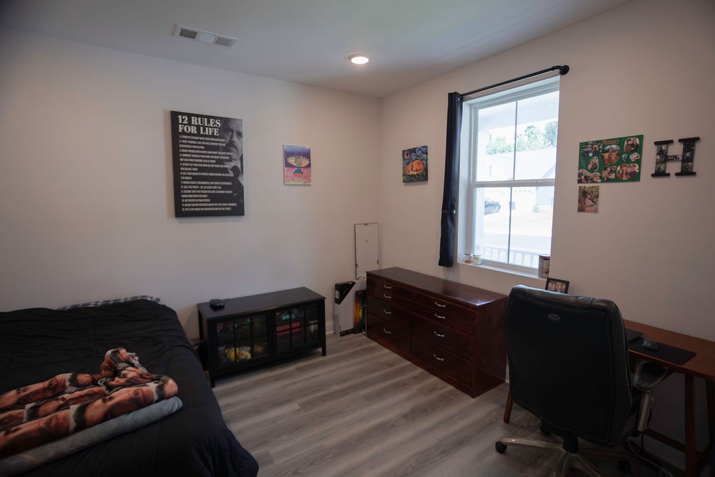 Columbia, Tennessee 38401, United States, 5 Bedrooms Bedrooms, ,4 BathroomsBathrooms,Residential,Active,177840