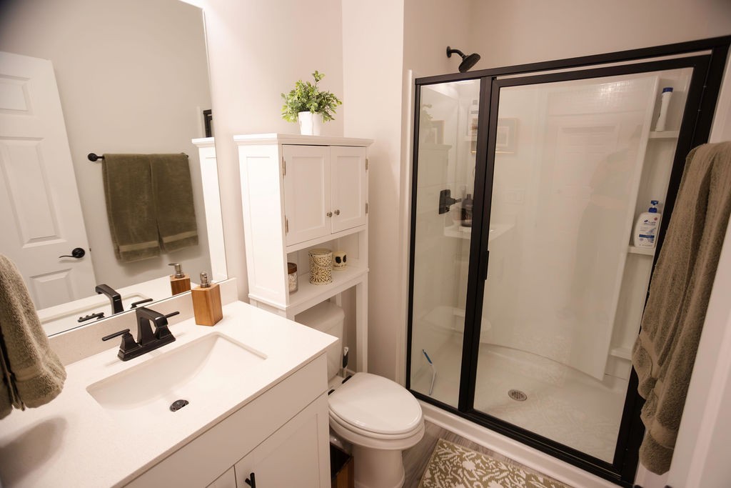 Columbia, Tennessee 38401, United States, 5 Bedrooms Bedrooms, ,4 BathroomsBathrooms,Residential,Active,177840