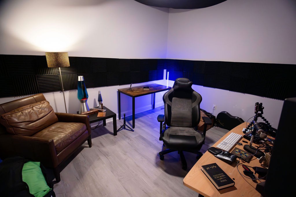 Columbia, Tennessee 38401, United States, 5 Bedrooms Bedrooms, ,4 BathroomsBathrooms,Residential,Active,177840