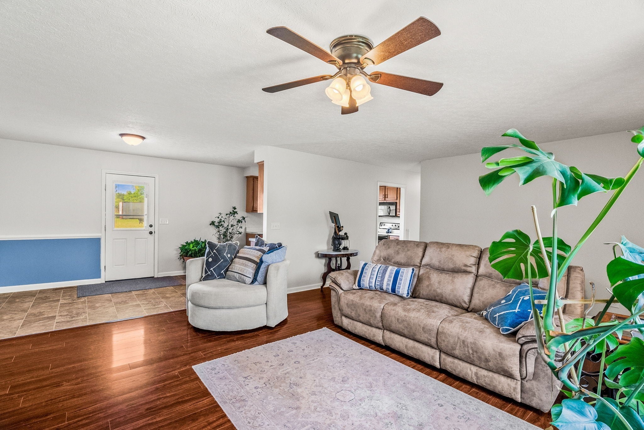 3922 Armstrong Rd