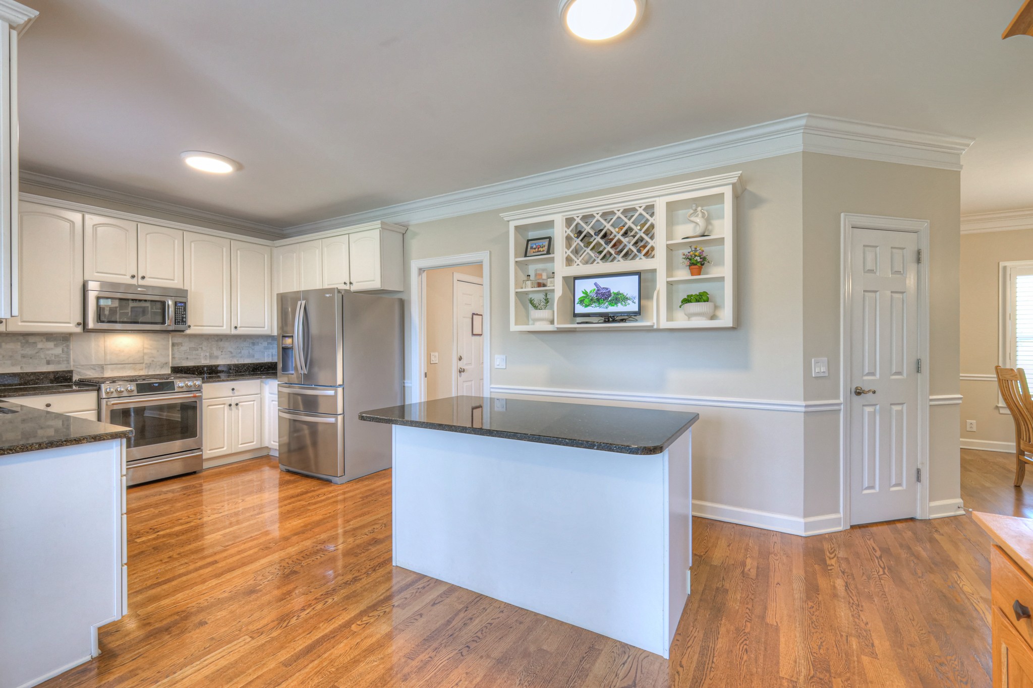 305 Eiderdown Ct