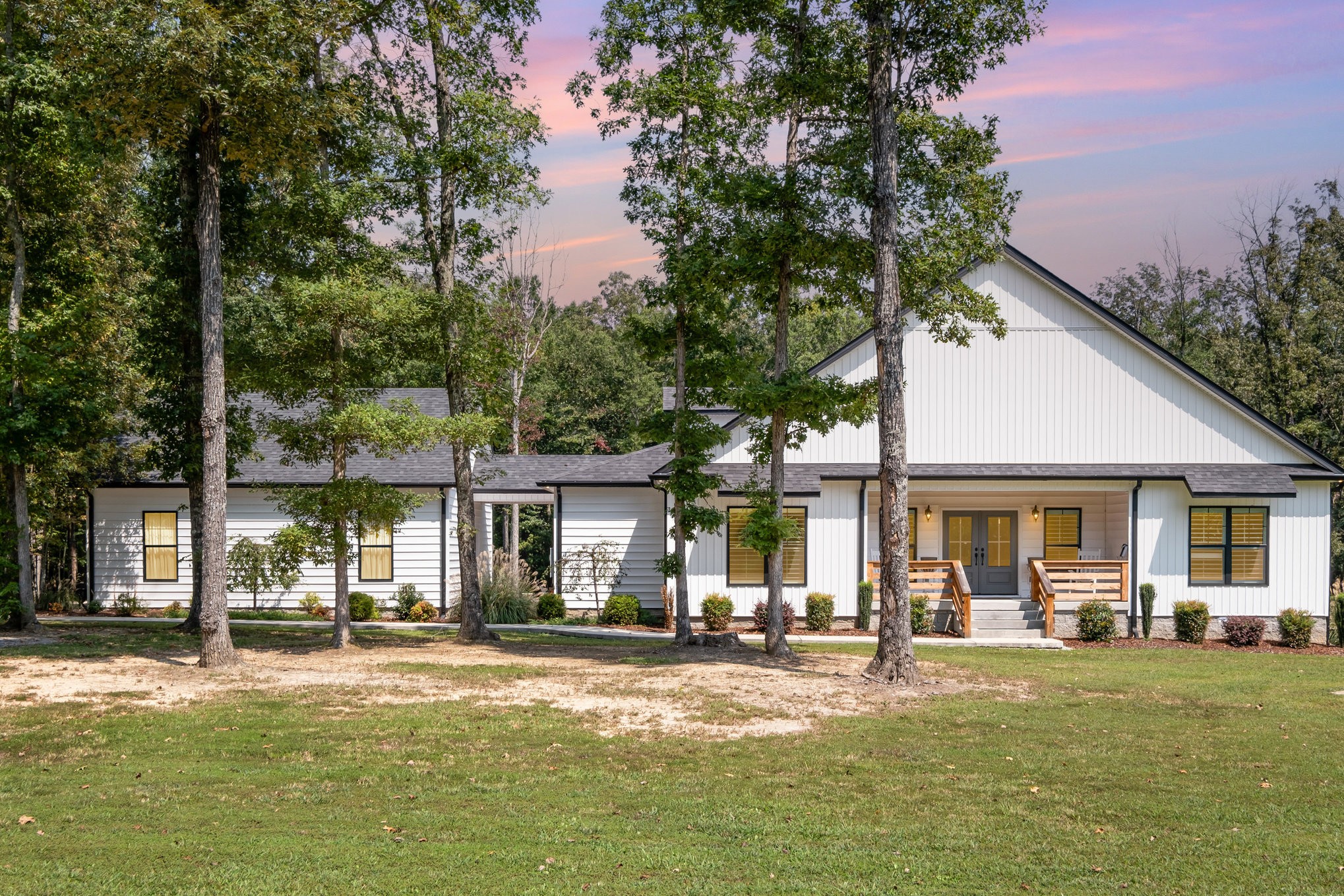 8129 Hollow Springs Rd