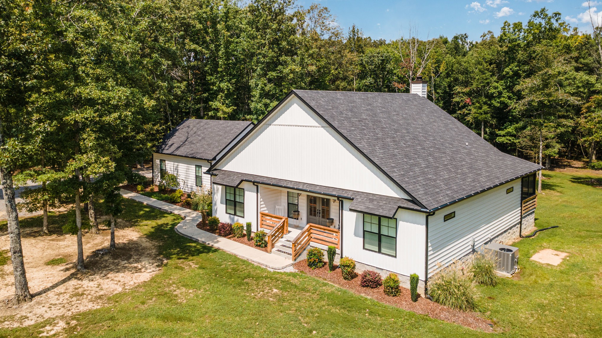 8129 Hollow Springs Rd