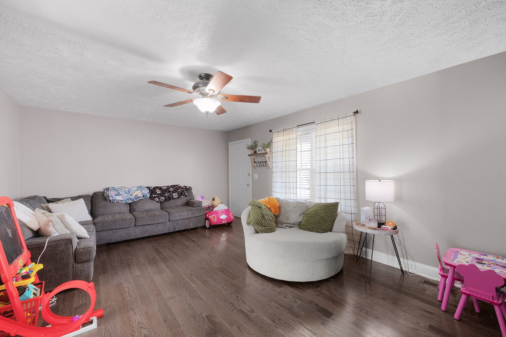 341 Melodie Cir