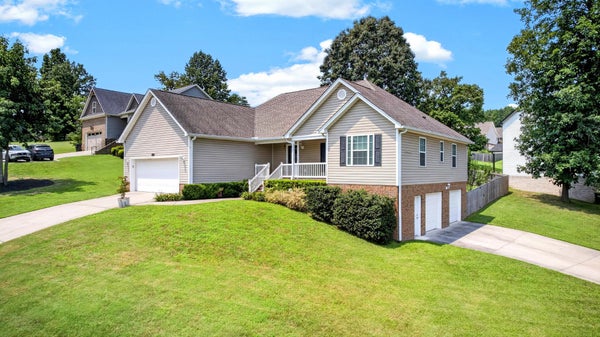 142 ORRIE MOSS CT SE, CLEVELAND, TN 37323 - Image ddfab4e4d863adc42a4ba44bff09b61b/1541576597