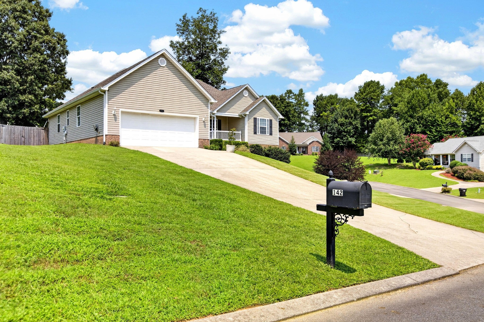 142 Orrie Moss Court SE