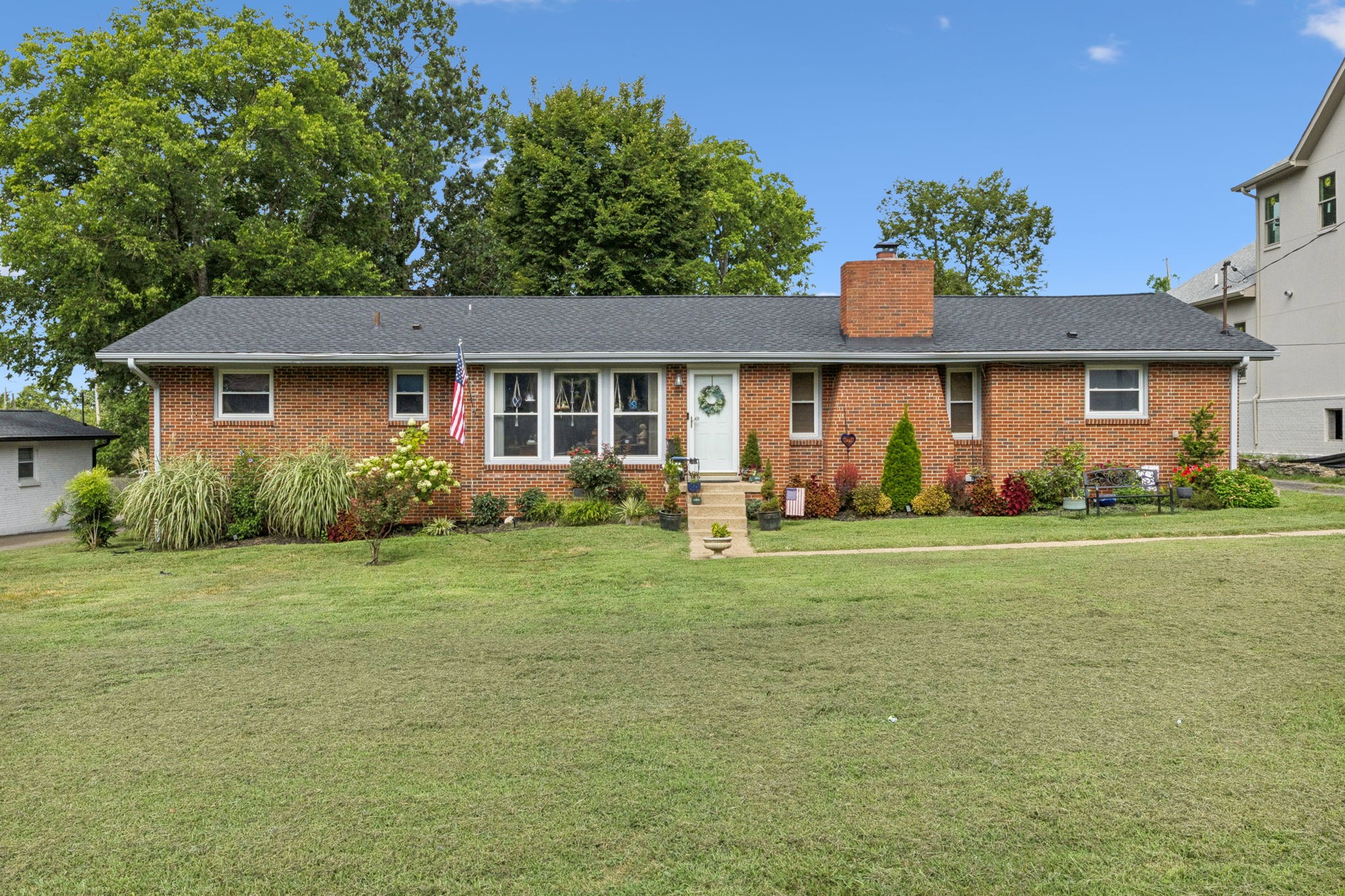 637 Westboro Dr