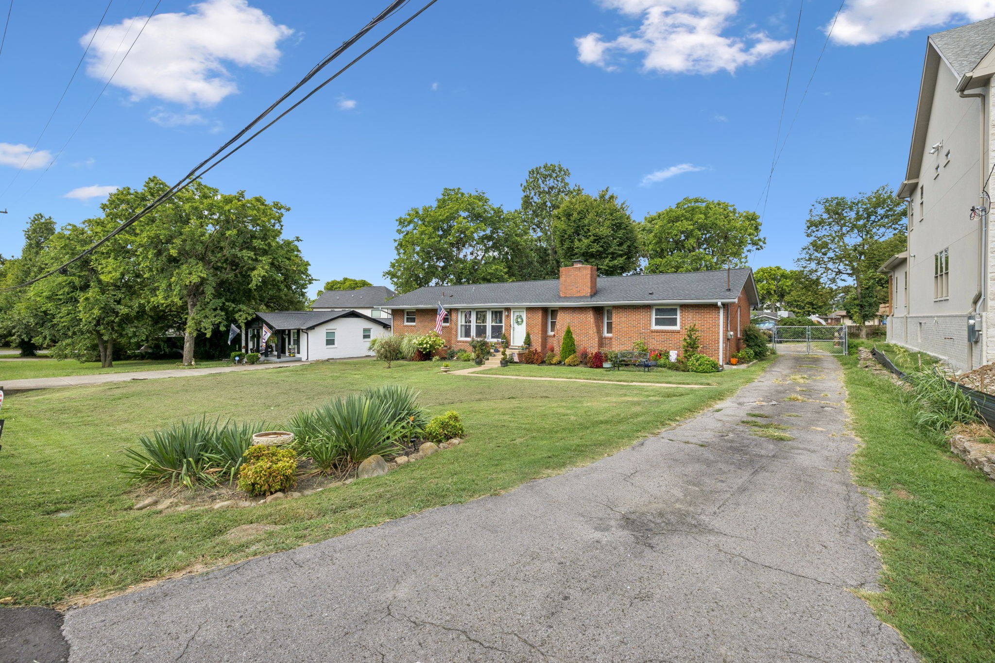 637 Westboro Dr