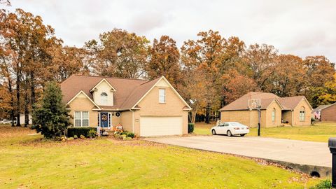 527 Callahan Dr New Johnsonville TN 37134