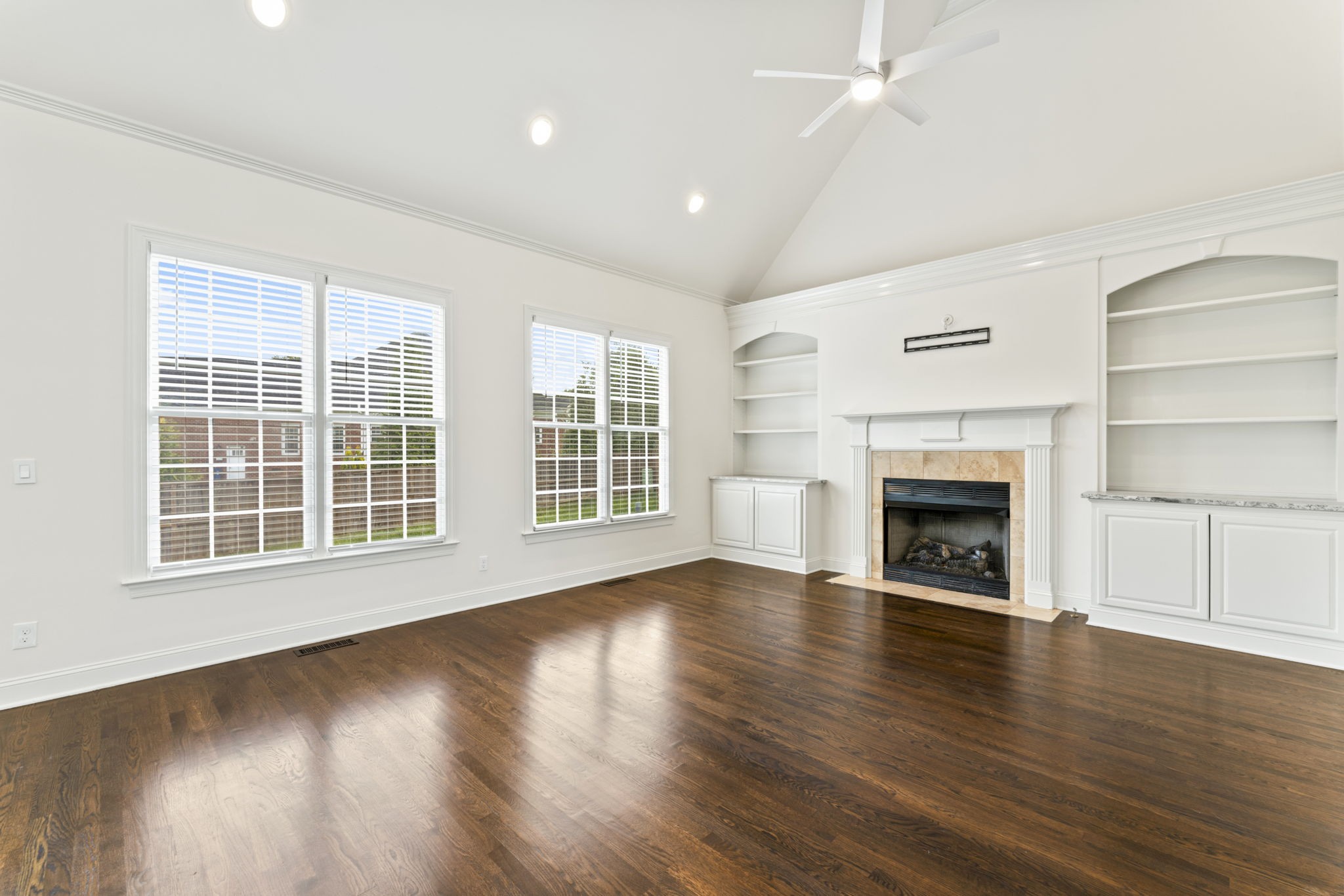 246 Polk Place Dr