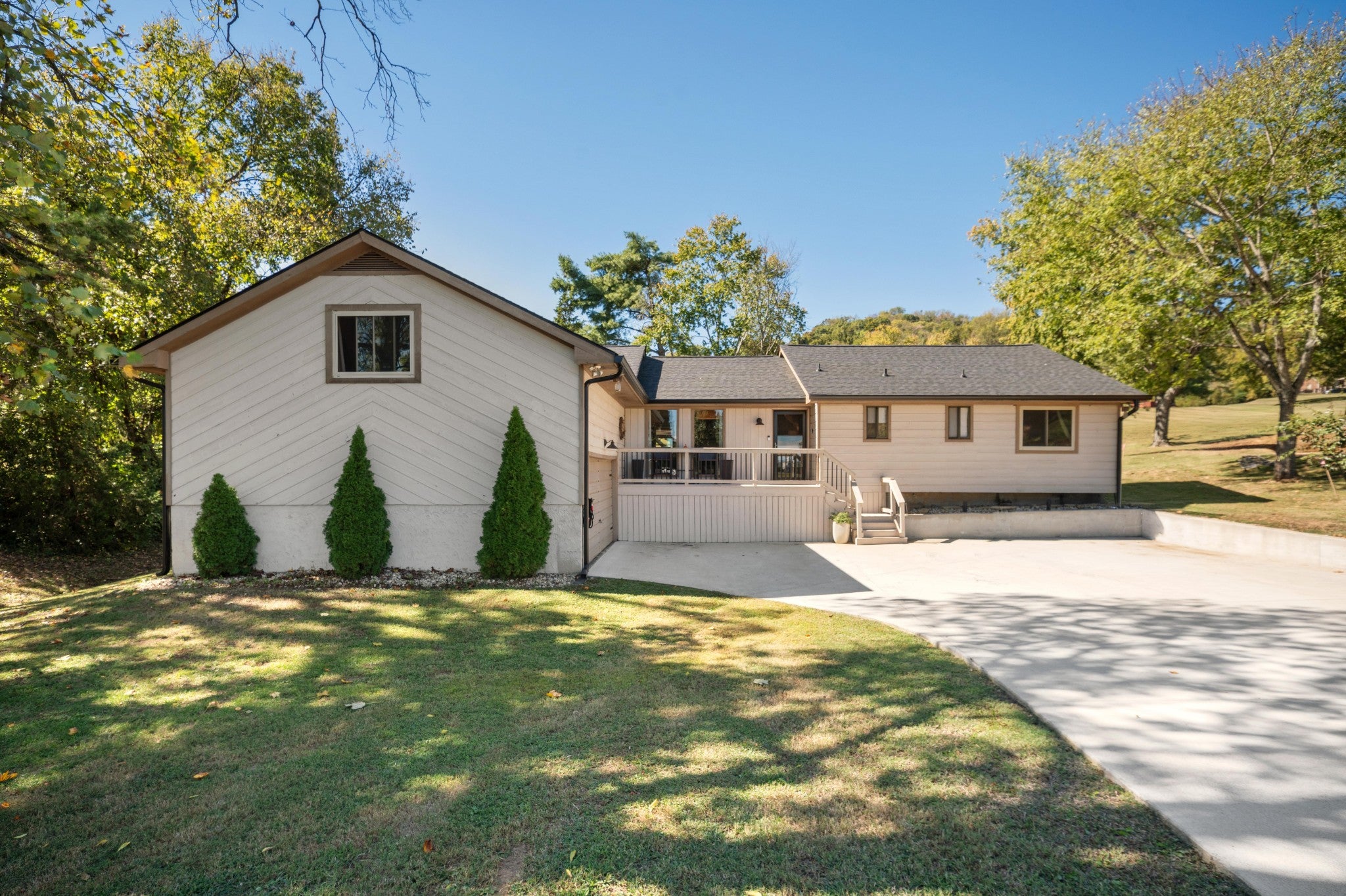 1313 Yorkshire Dr