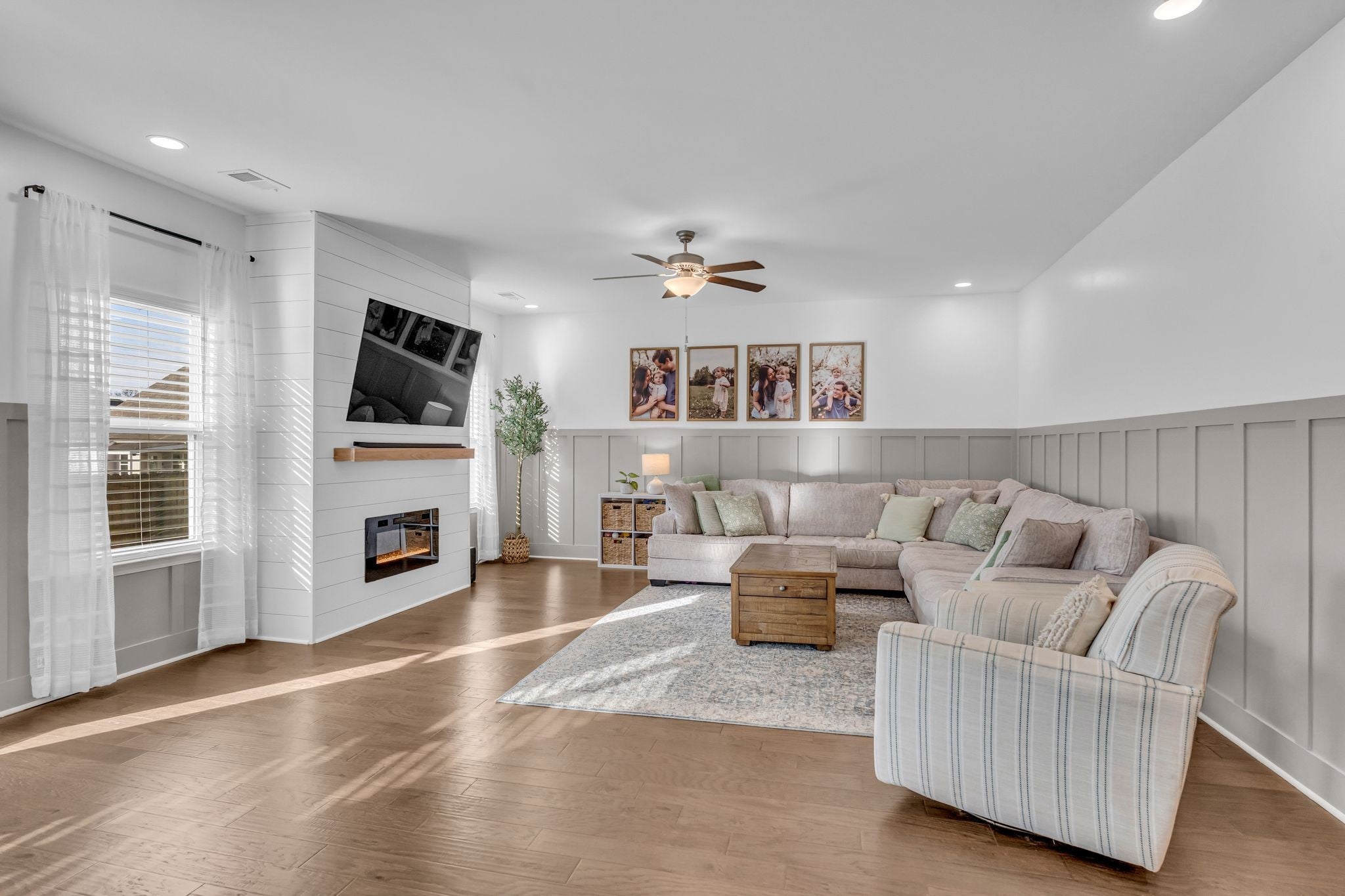 1393 Wentworth Dr