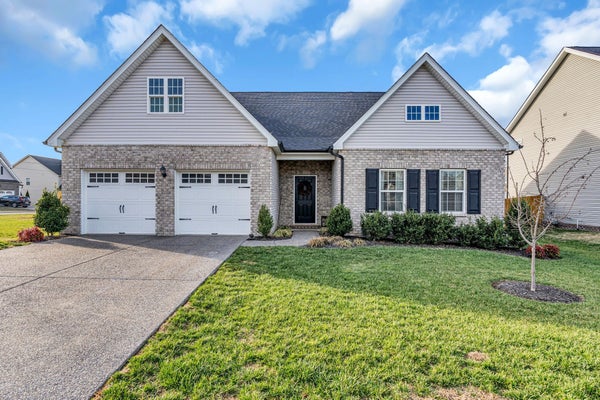 1393 WENTWORTH DR, GALLATIN, TN 37066 - Image de0fa28c7db497a31eecaa455533e1df/3902239206