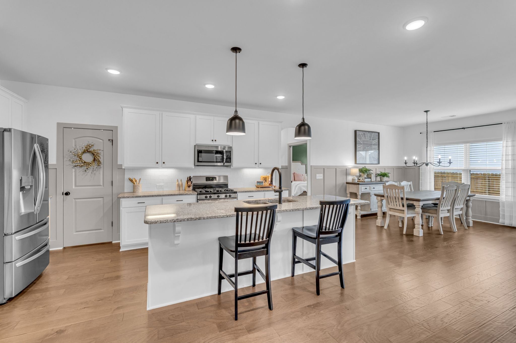 1393 Wentworth Dr