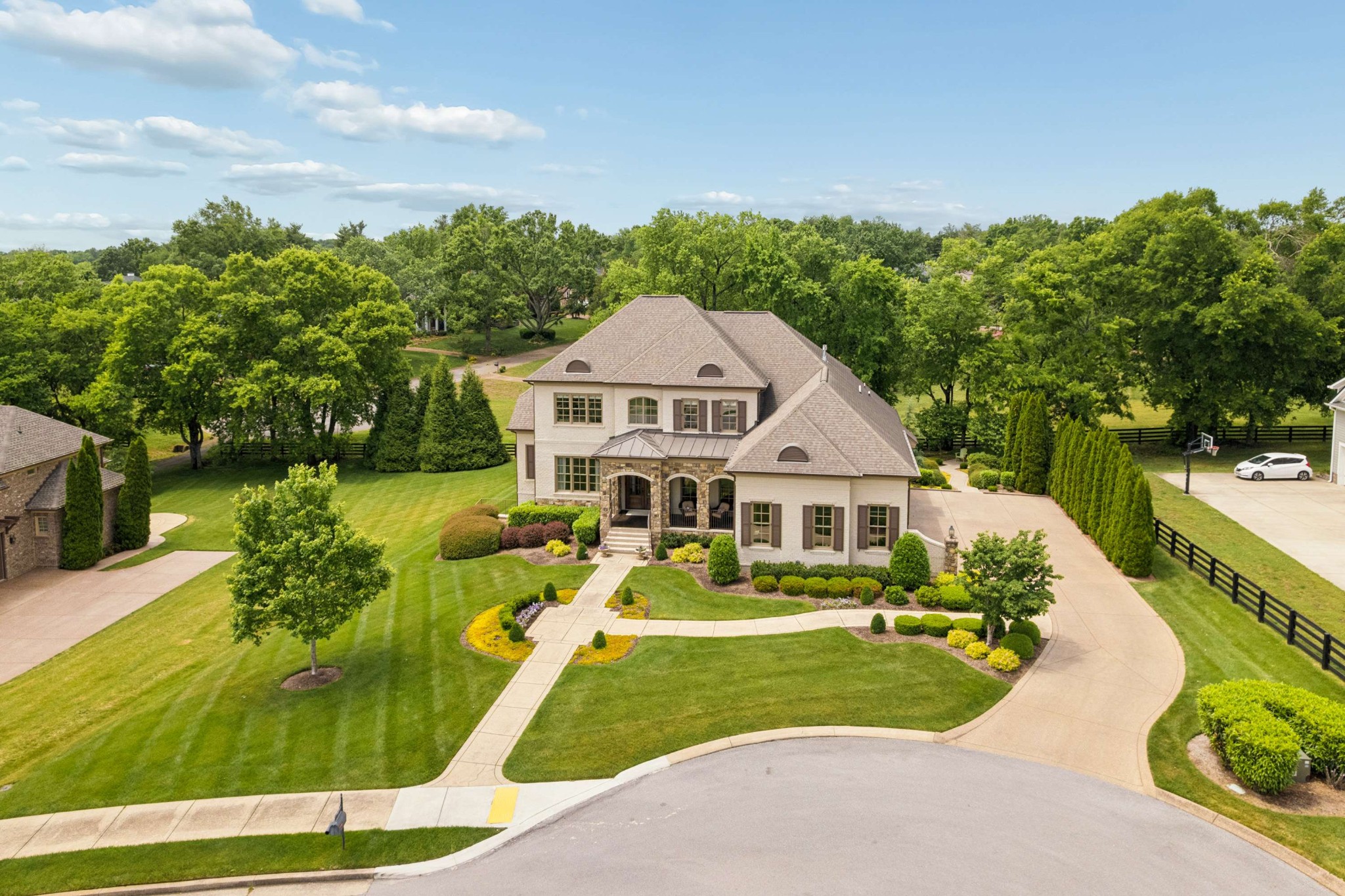 988 Still Forest Dr