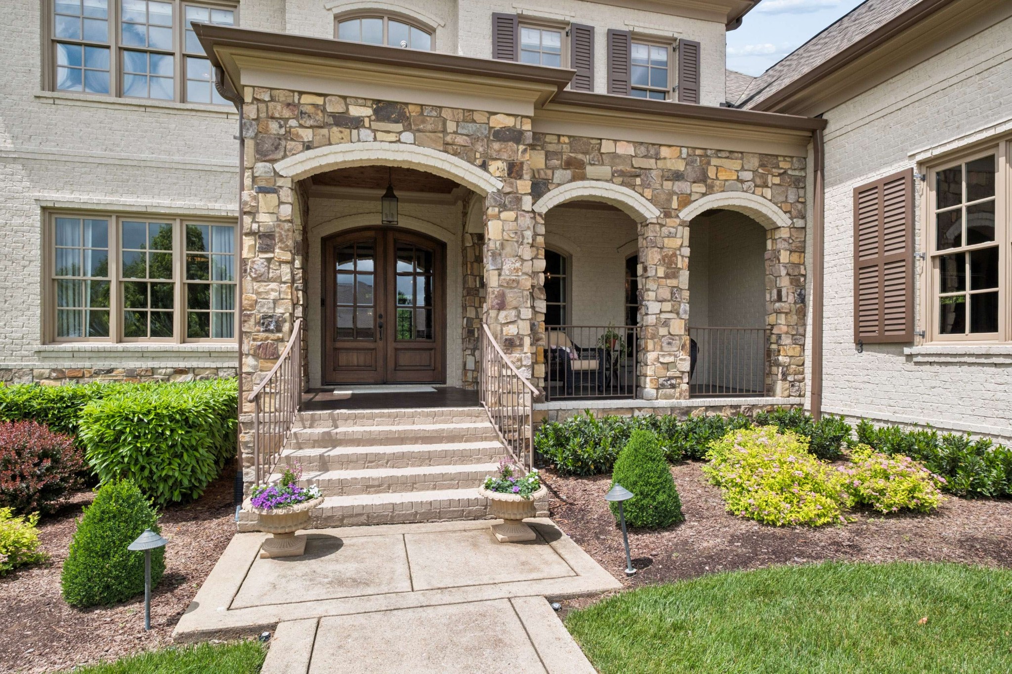 988 Still Forest Dr
