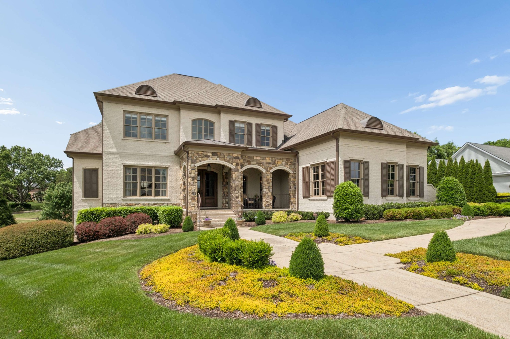 988 Still Forest Dr