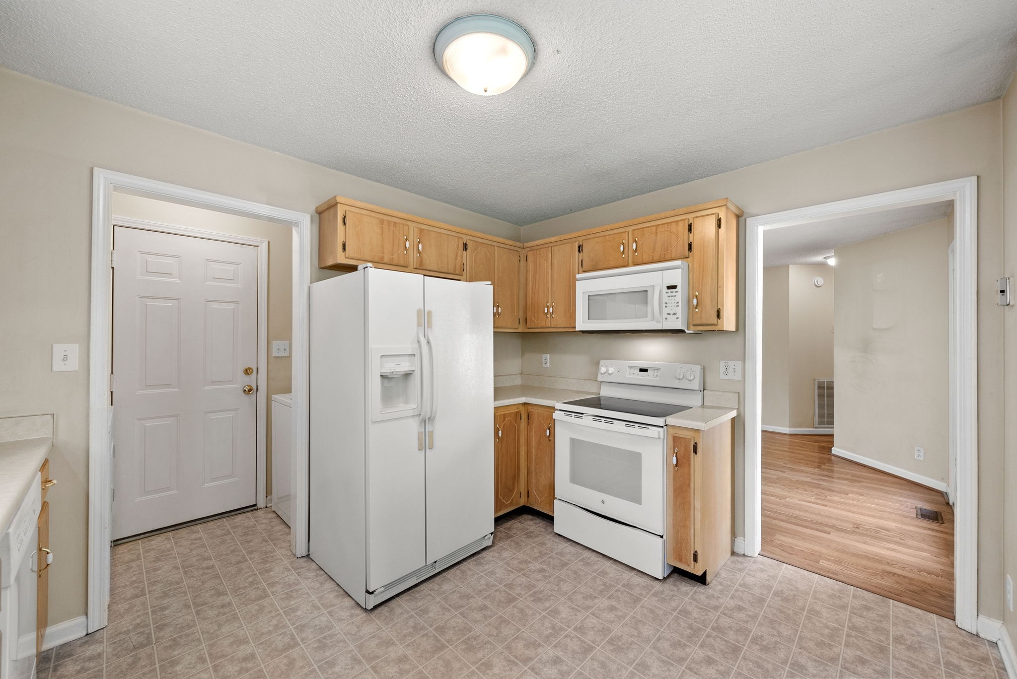 3281 N Senseney Cir